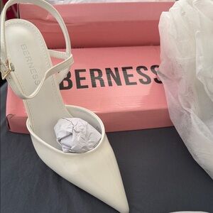 Berness Elegant White Heels